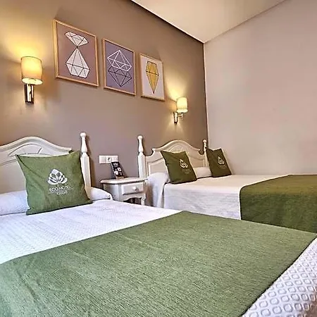 Hotell Eco 2*